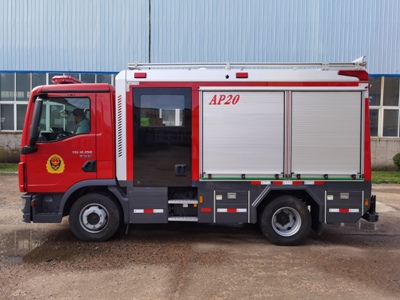 AP20空氣壓縮泡沫消防車